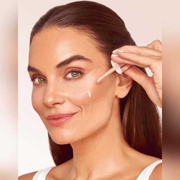 111SKIN ROSE GOLD RADIANCE BOOSTER 20ML - Picture 3 of 11